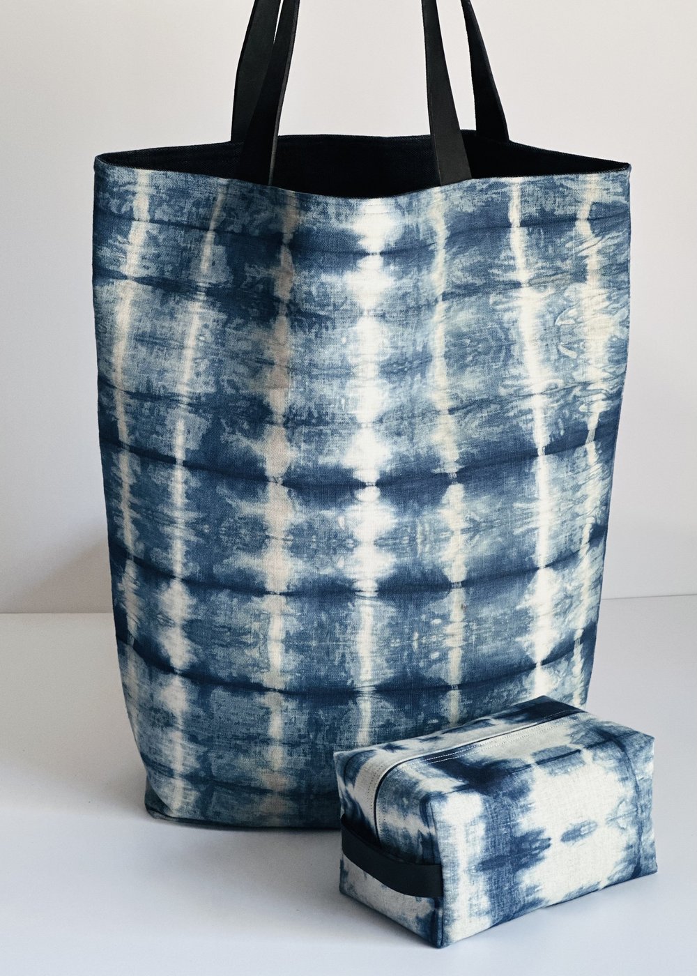 Weekender Tote — Slo